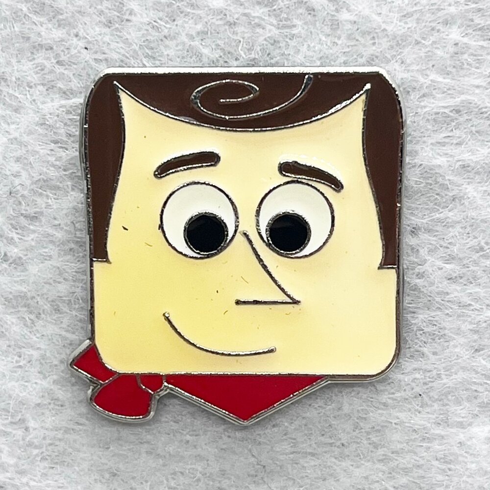 🔮 5/$25 Disney Toy Story Woody‎ Pin